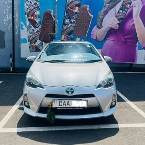 Toyota Aqua S Limited 2012 - Image 2