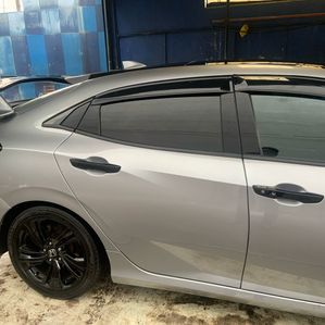 Honda Civic EX 2018 - Image 2