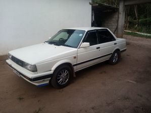 Nissan Sunny HB12 1990