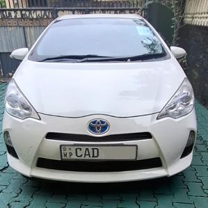 Toyota Aqua Grade S 2014 - Image 2