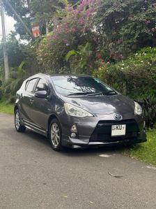 Toyota Aqua 2012