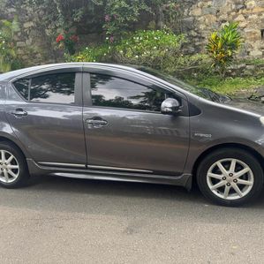 Toyota Aqua 2012 - Image 3