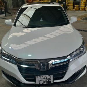 Honda Accord Hybrid 2014 - Image 2