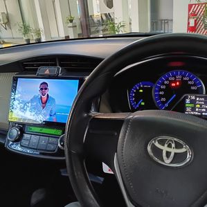 Toyota Axio Hybrid 2014 - Image 2