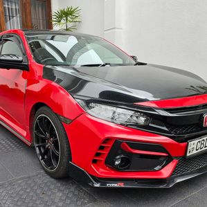Honda Civic Tech Pack 2018 - Image 2