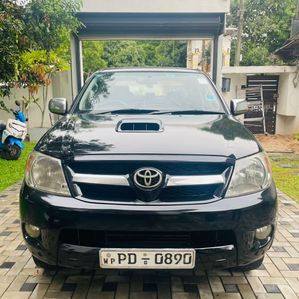 Toyota Hilux 2007 - Image 2