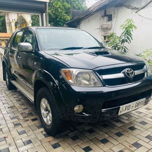 Toyota Hilux 2007 - Image 3