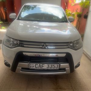 Mitsubishi Outlander 2014 - Image 2