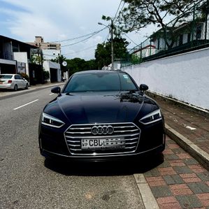 Audi A5 S-Line 2018 - Image 2