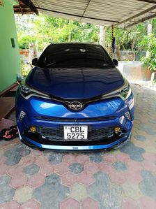 Toyota CHR Blue 2018
