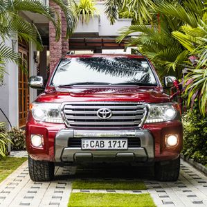 Toyota Land Cruiser Sahara 2013 - Image 2
