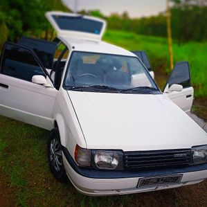Mazda Familia 1989 - Image 3