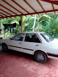 Nissan Sunny B11 1987
