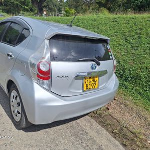 Toyota Aqua 2014 - Image 3