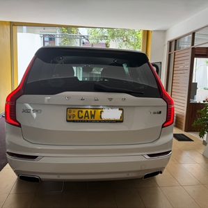 Volvo XC90 T6 AWD 2017 - Image 3