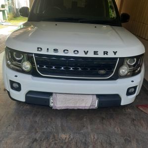 Land Rover Discovery 2015 - Image 2