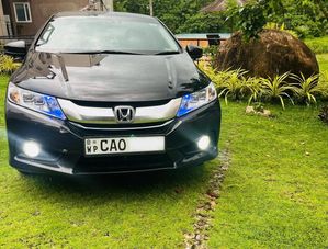Honda Grace EX 2015