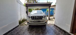Toyota Land Cruiser Prado TRJ 150 2014