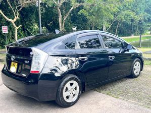 Toyota Prius 30 2011