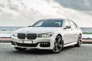 BMW 740e M Sport Individual 2018
