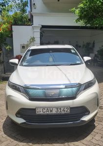 Toyota Harrier 2017