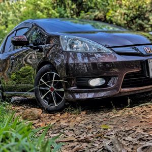 Honda Fit Shuttle 2013 - Image 2