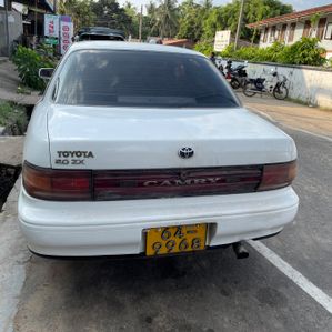 Toyota Camry 1993 - Image 3