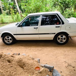Toyota Corolla 1987 - Image 2