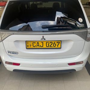 Mitsubishi Outlander 2015 - Image 2