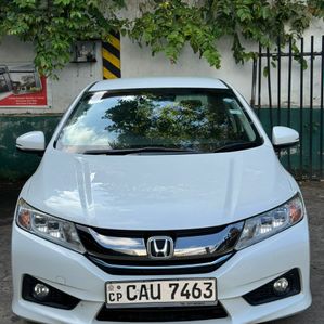 Honda Grace Ex Stylish 2017 - Image 2