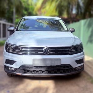 Volkswagen Tiguan 2018 - Image 2