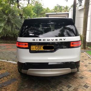 Land Rover Discovery HSE Dynamic 2018 - Image 3