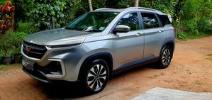 Micro ALMAZ JEEP 7SEATER 2022