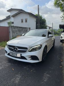 Mercedes Benz C200 AMG Premium Plus 2019