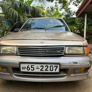 Mazda Familia 1982 - Image 3