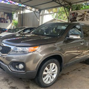 Kia Sorento 2011 - Image 3
