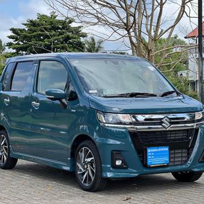 Suzuki Wagon R CUSTOM Z 4 WAY CAM 2024 - Image 2