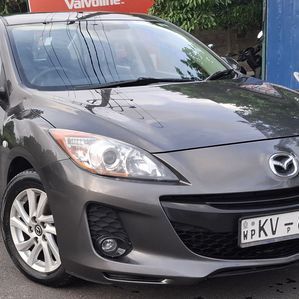 Mazda 3 2013 - Image 2