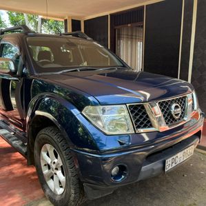 Nissan Navara 2008 - Image 2