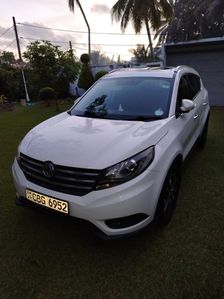 DFSK Glory SUV 2019