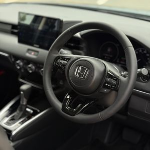 Honda Vezel Z 2025 - Image 3