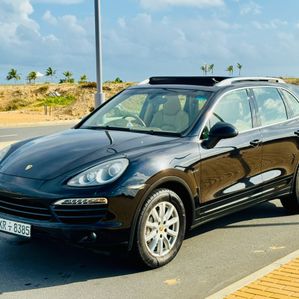 Porsche Cayenne S 2011 - Image 3