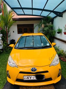 Toyota Aqua 2012