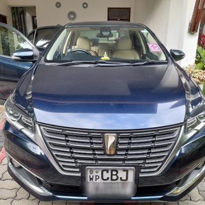 Toyota Premio 2019 - Image 2