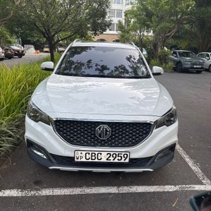 MG ZS 2018 - Image 2