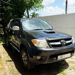 Toyota Hilux 2007 - Image 2