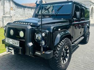 Land Rover Defender 2.2 TDCI puma 2013