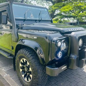 Land Rover Defender 2.2 TDCI puma 2013 - Image 3