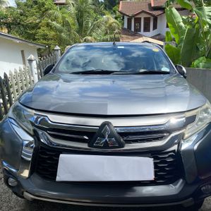 Mitsubishi Montero 2018 - Image 2