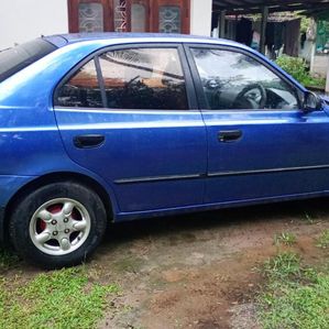 Hyundai Accent 2002 - Image 3